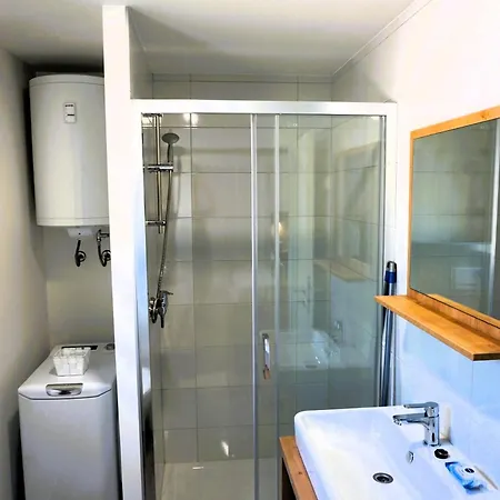 Casa Rosso - Heron Island 10 - Premiumholidays Holiday home