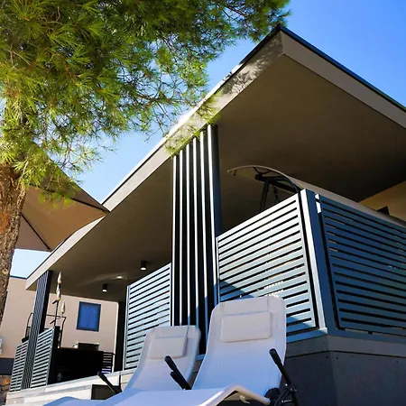 Casa Rosso - Heron Island 10 - Premiumholidays Holiday home