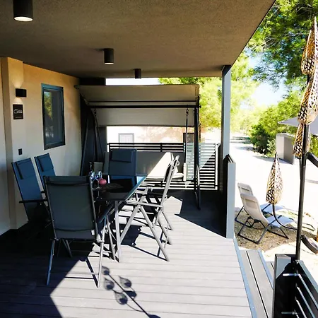 Casa Rosso - Heron Island 10 - Premiumholidays Holiday home